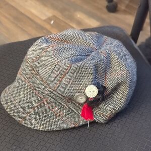 Stylish Gray Herringbone Cap